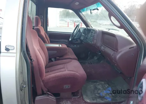 1998 Chevrolet C1500 Fleetside из США, поврежденный, VIN 1GCEC14W5WZ276115